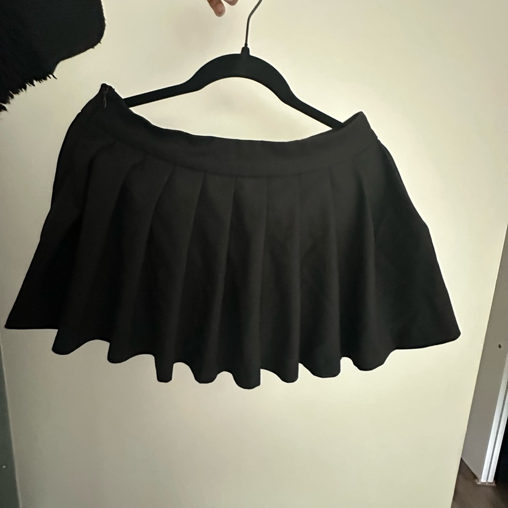 ZARA Black Pleated Skirt SMALL